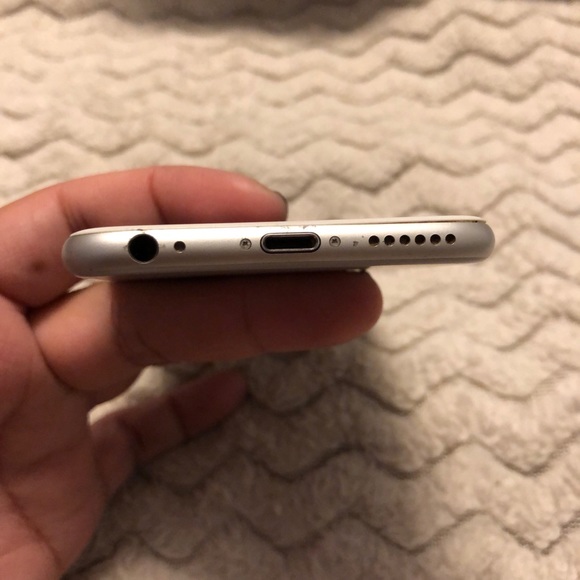 📱SOLD📱 - Picture 6 of 8